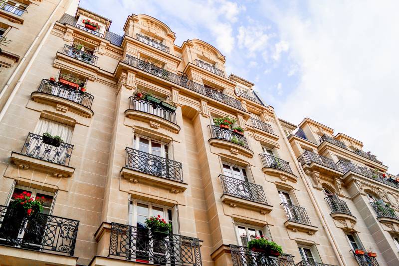 Trouver une assurance pour une copropriété sinistrée près de Rouen